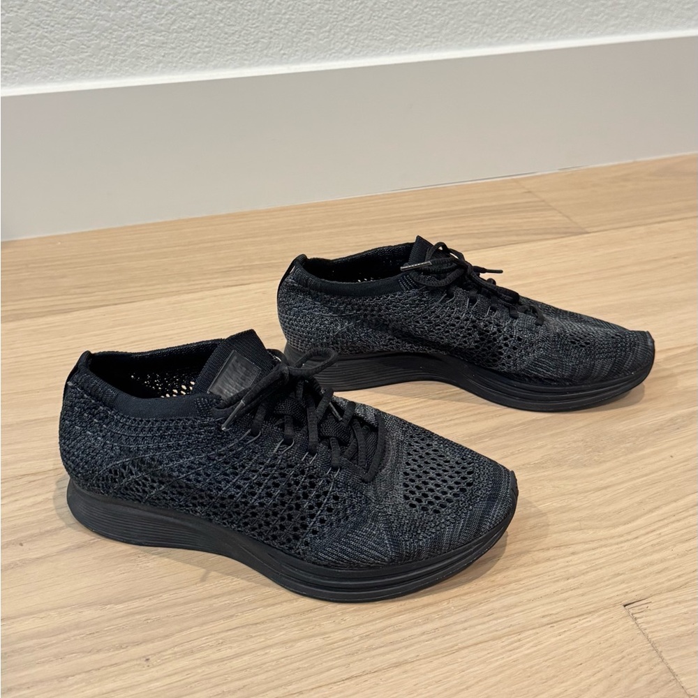 Men's Nike Flyknit Racer